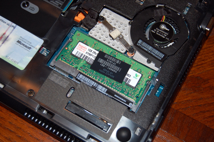 RAM Memory Upgrade for The Compaq/HP Mini 210 Series 210-2000st 2GB DDR3-1333 PC3-10600