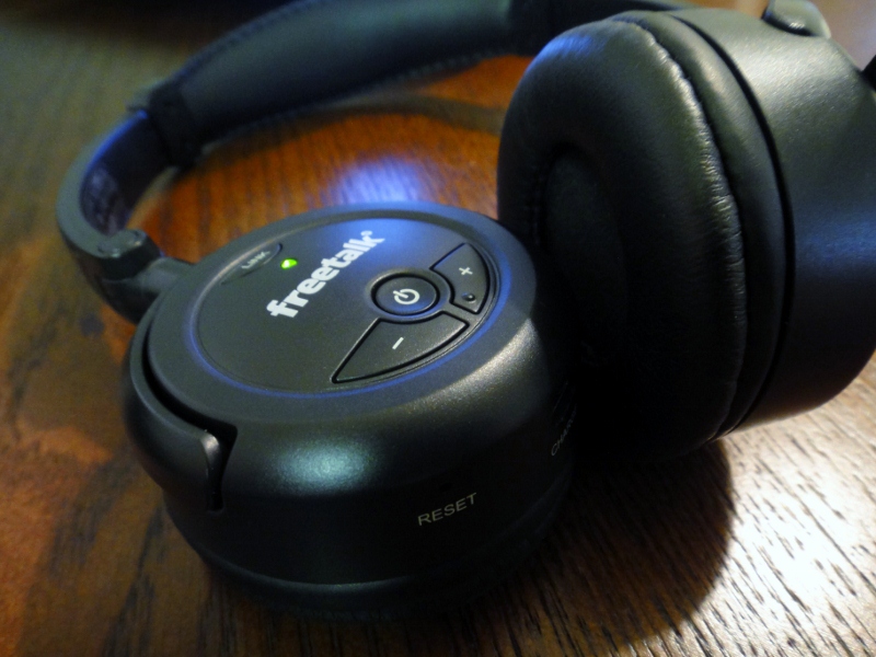 Skype FreeTalk Wireless Headset Review Almost Perfect For Chat