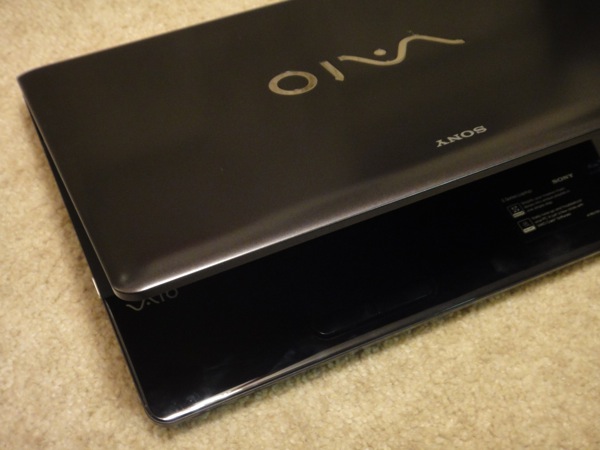 Sony VAIO EC Series Review (VPCEC3BFX/BJ): Large and in Charge