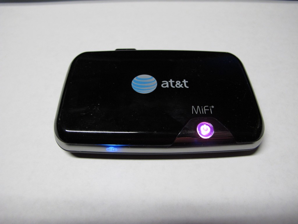 AT&T Mobile Hotspot MiFi 2372 Provides Fast Broadband on the Go