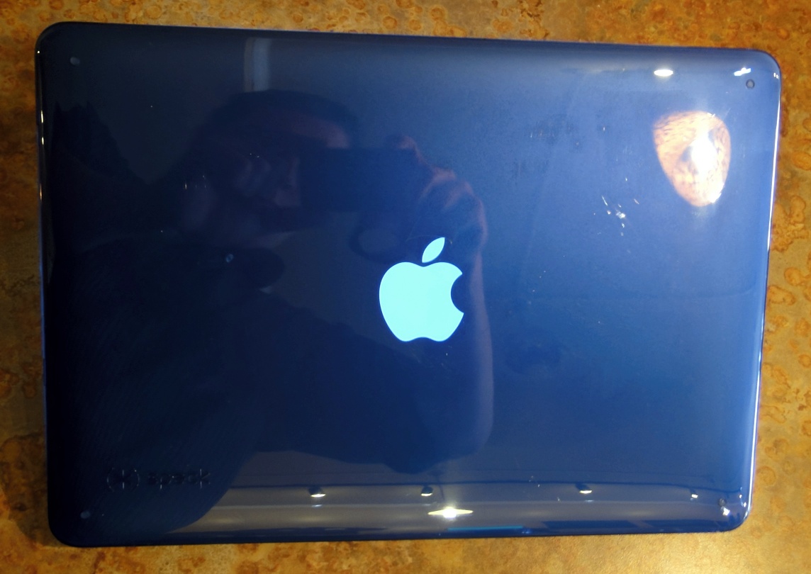 speck macbook case satin