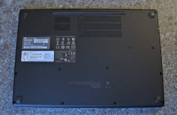 HP Folio 13 bottom