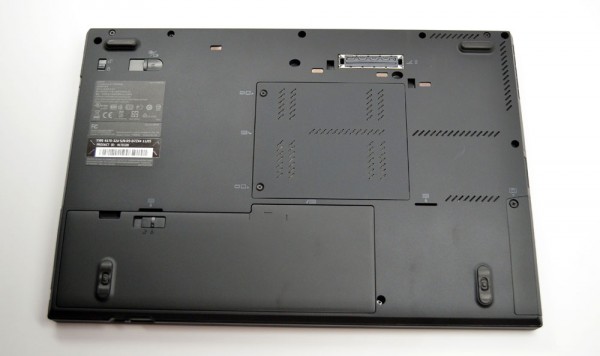 ThinkPad T420s Review bottom