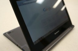 Lenovo N20p in stand mode