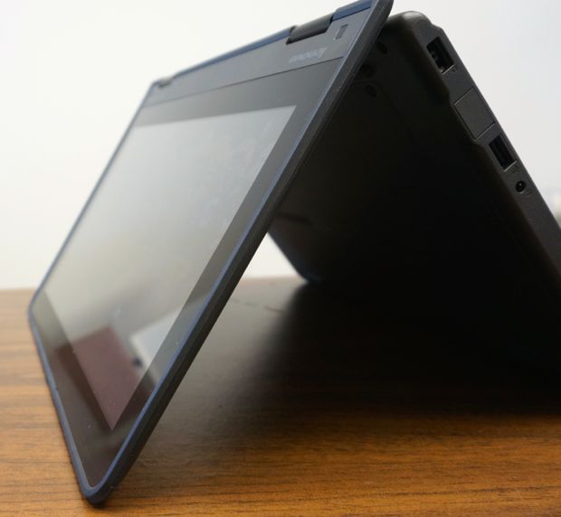 lenovo thinkpad yoga 11e chromebook in tent mode