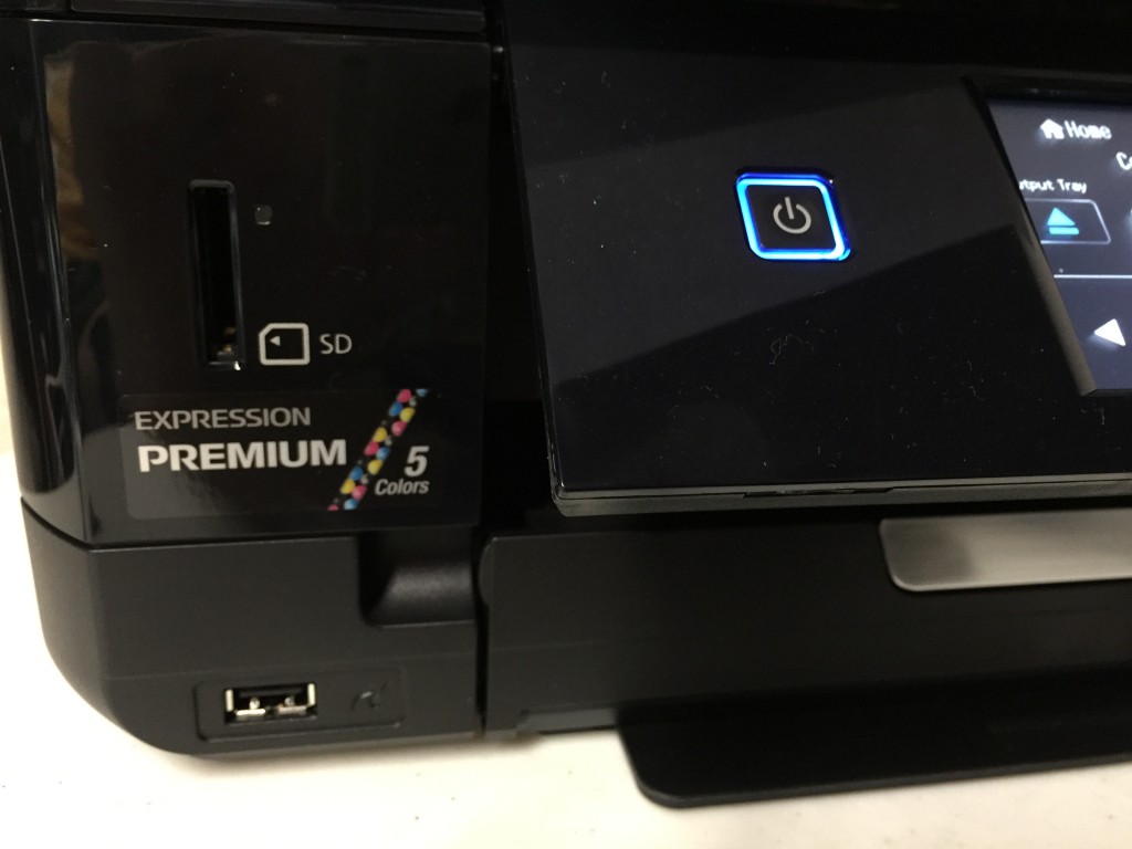 epson usb and sd card ports on front of the epson xp820