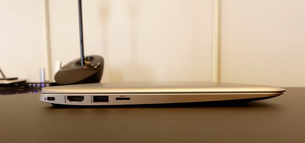 The HP EliteBook Folio 1020 is thin and light.