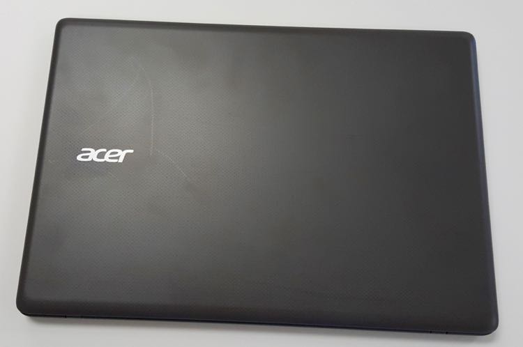 acer white computer