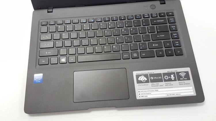 acer aspire one cloudbook 14 keyboard and trackpad