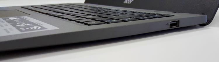 acer aspire one cloudbook 14 right side ports