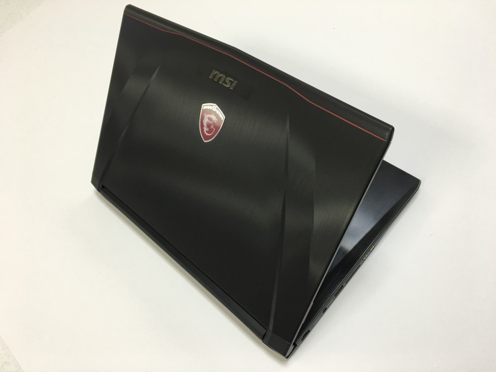 msi gs40 phantom back opened